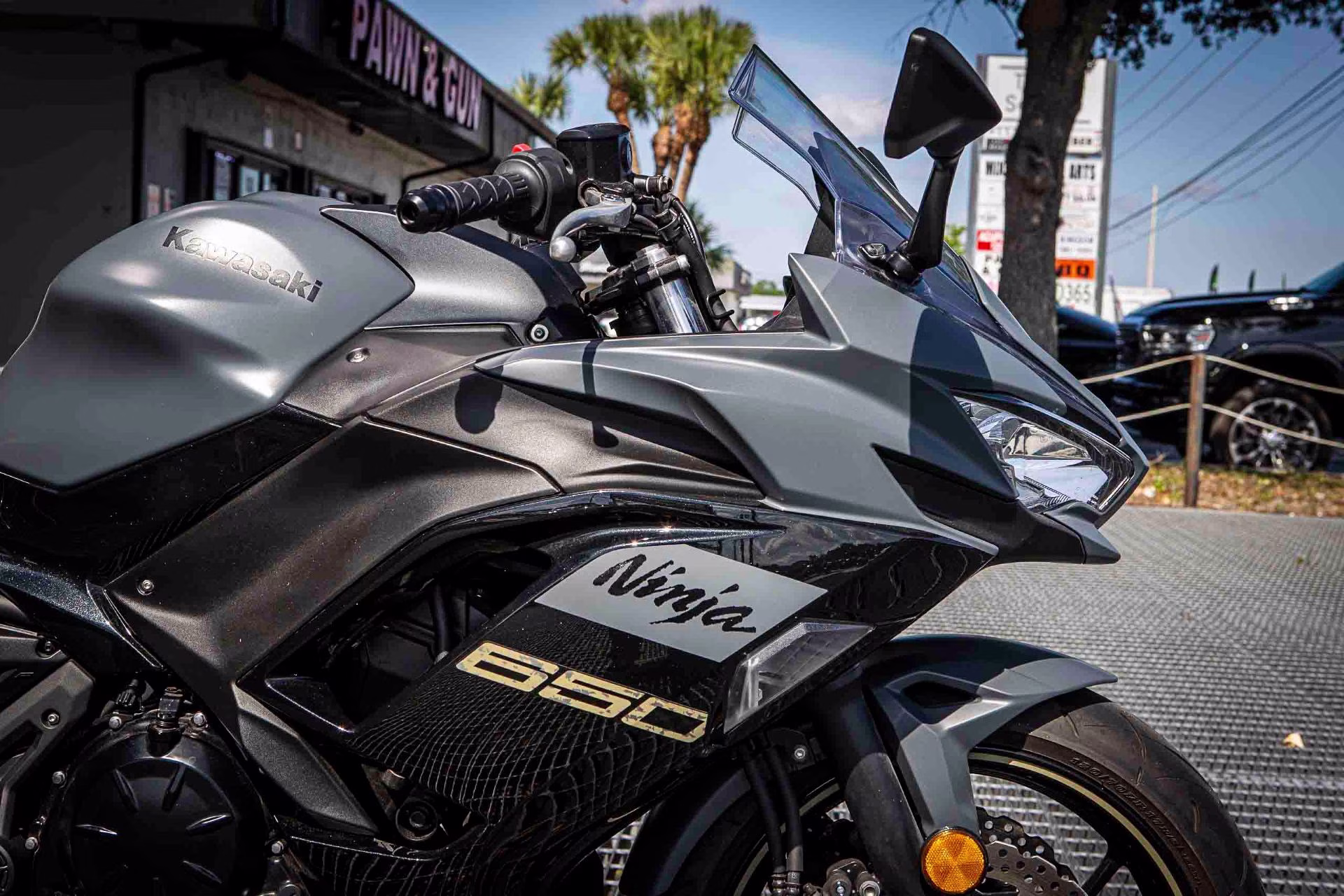 2024 Metallic Matte Covert Green / Metallic Spark Black / Pearl Sand Khaki Kawasaki Ninja 650 Motorcycle