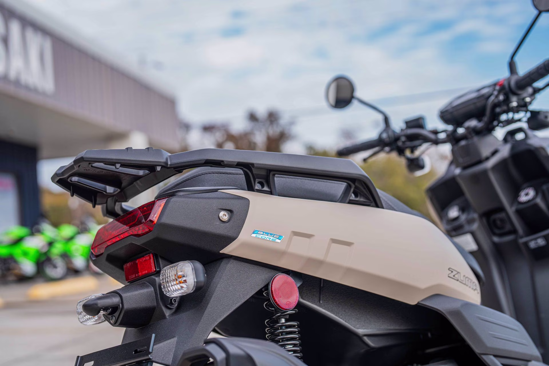 2025 Sand Gray Yamaha Zuma 125 Scooters