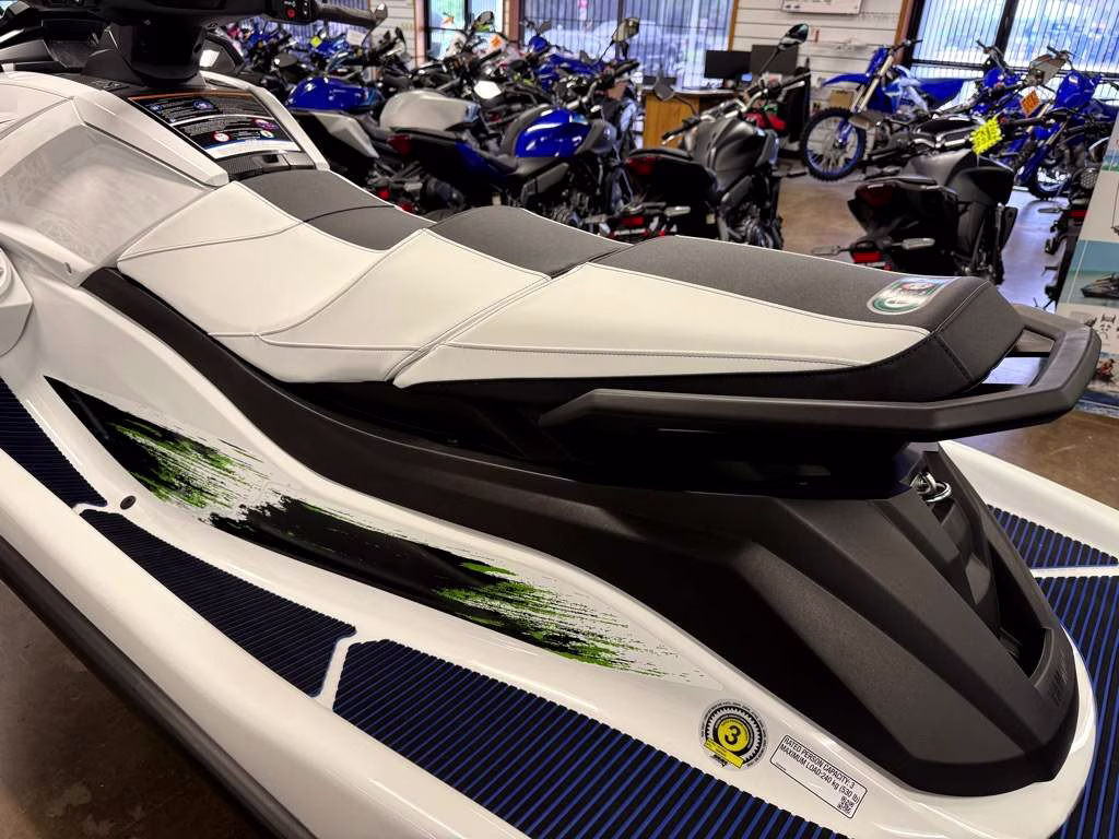 2026 White Yamaha VX VX Deluxe Personal Watercraft