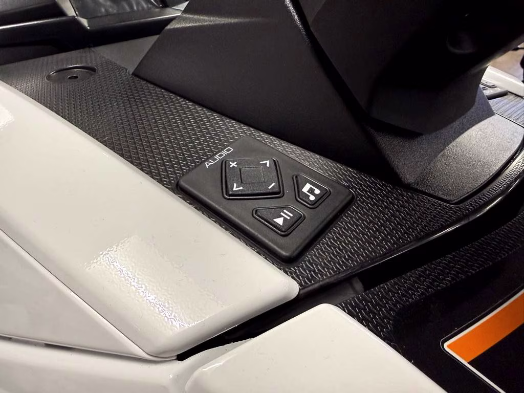 2026 White Yamaha VX VX Deluxe Personal Watercraft