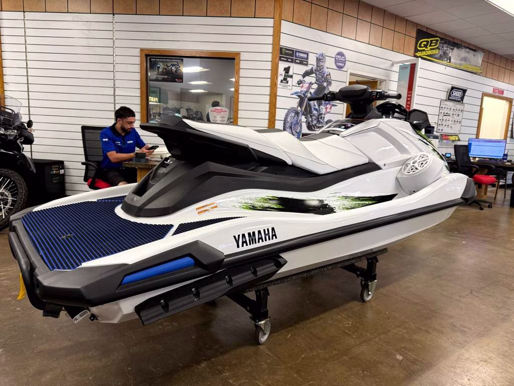 2026 White Yamaha VX VX Deluxe Personal Watercraft