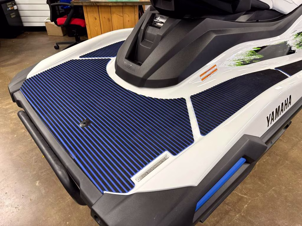 2026 White Yamaha VX VX Deluxe Personal Watercraft