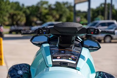 2025 White with Mint Yamaha VX Personal Watercraft