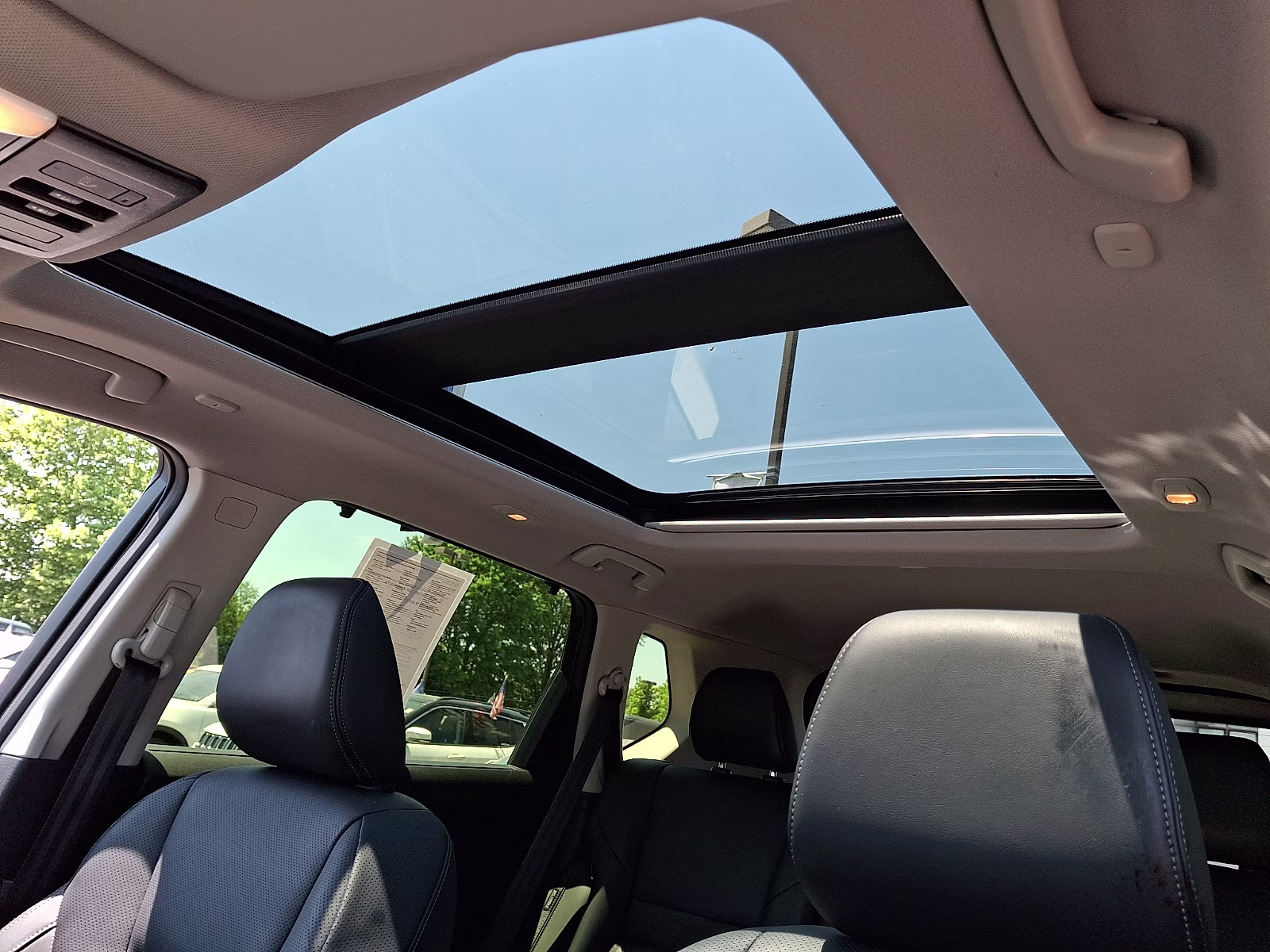 2024 Everest White Pearl - QBE Nissan Rogue Platinum Intelligent AWD AWD