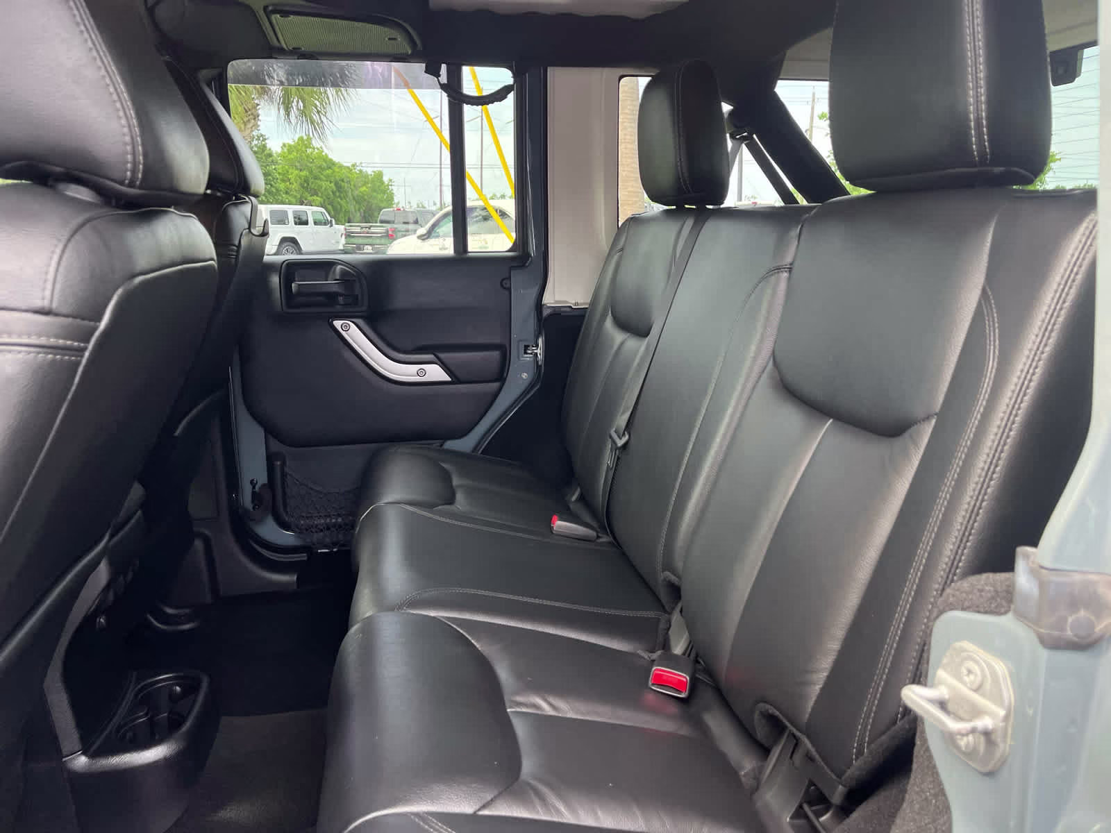 2015 Anvil Clearcoat Jeep Wrangler Unlimited Rubicon 4X4 SUV