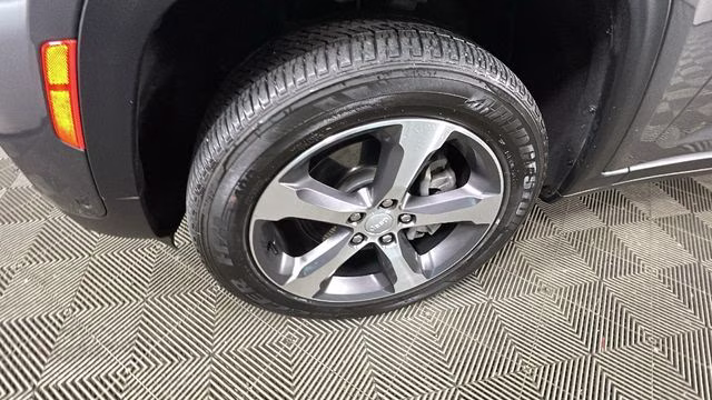 2024 Baltic Gray Metallic Clearcoat Jeep Grand Cherokee 4xe 4X4 SUV