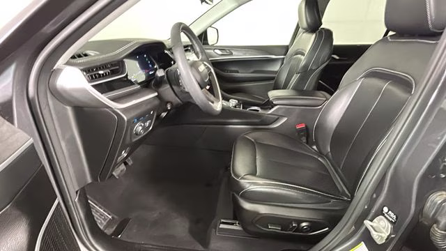 2024 Baltic Gray Metallic Clearcoat Jeep Grand Cherokee 4xe 4X4 SUV