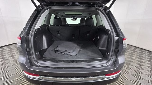 2024 Baltic Gray Metallic Clearcoat Jeep Grand Cherokee 4xe 4X4 SUV