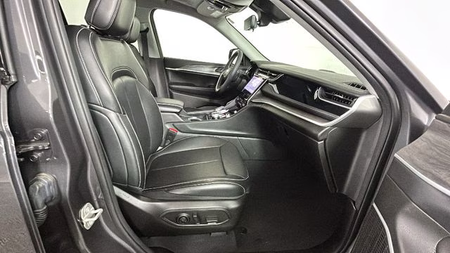 2024 Baltic Gray Metallic Clearcoat Jeep Grand Cherokee 4xe 4X4 SUV