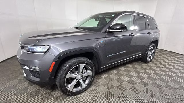 2024 Baltic Gray Metallic Clearcoat Jeep Grand Cherokee 4xe 4X4 SUV