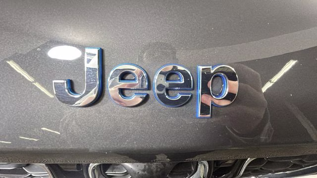 2024 Baltic Gray Metallic Clearcoat Jeep Grand Cherokee 4xe 4X4 SUV