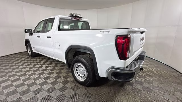 2021 Summit White GMC Sierra 1500 Base 4X4 Truck