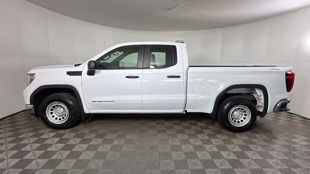 2021 Summit White GMC Sierra 1500 Base 4X4 Truck