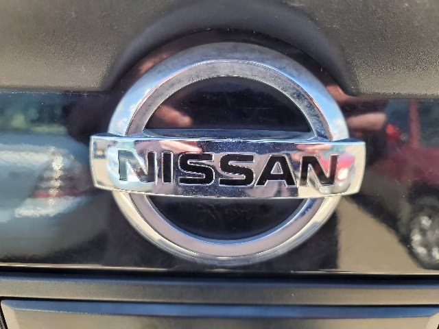 2014 Black Nissan Titan SV 4X4 Truck