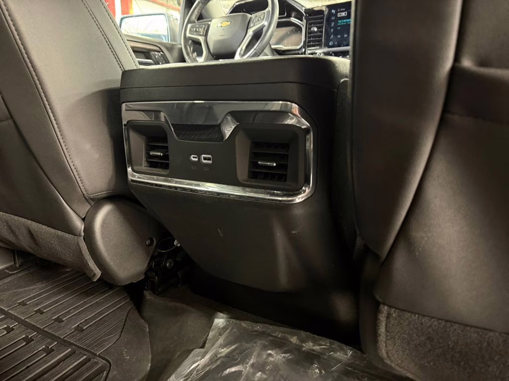 2024 Black Chevrolet Silverado 1500 LTZ 1LZ w/Heated & Ventilated Seats 4X4 Truck