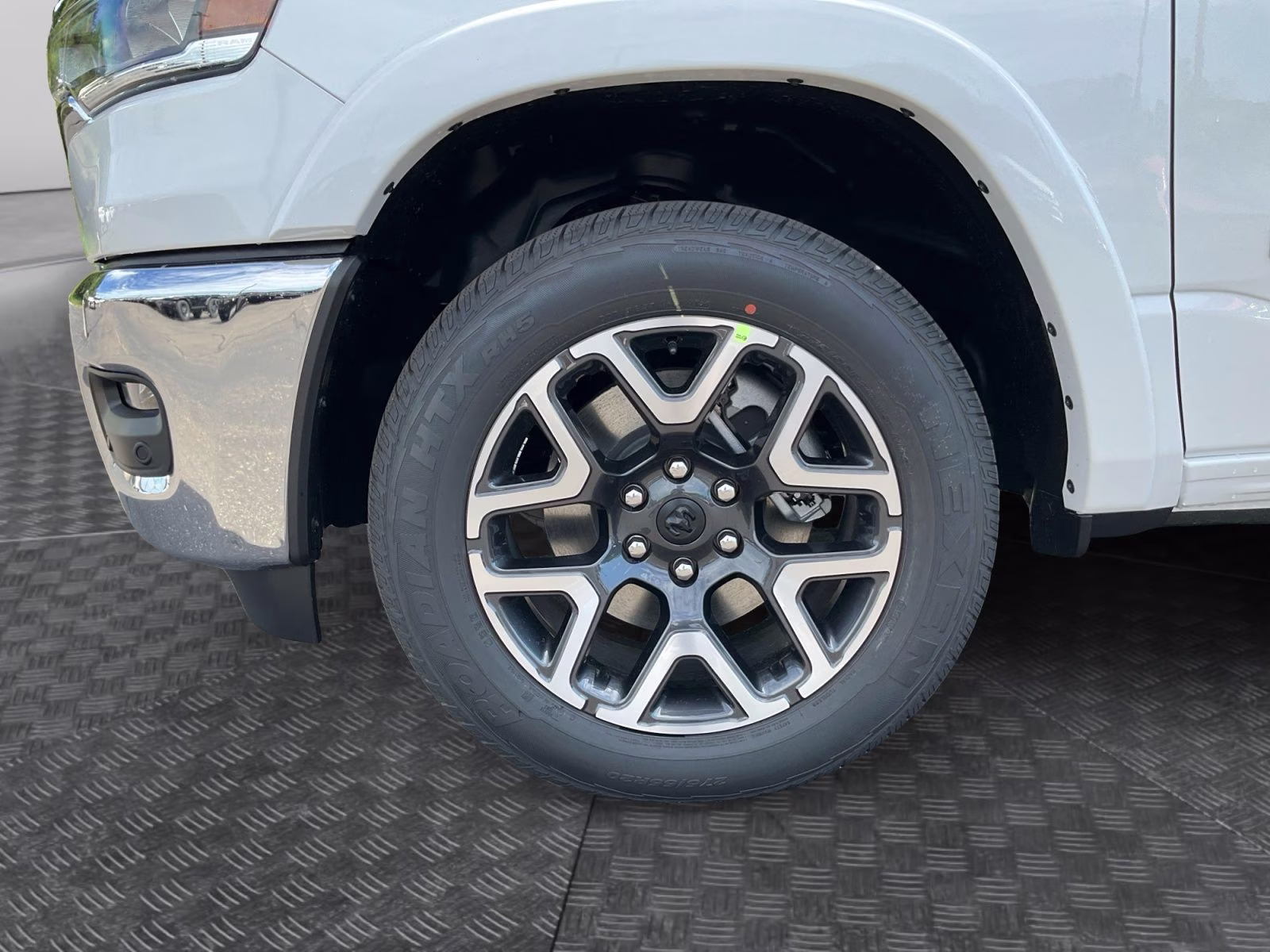 2026 Ivory White Tri-Coat Pearlcoat Ram 1500 Laramie 4X4 Truck