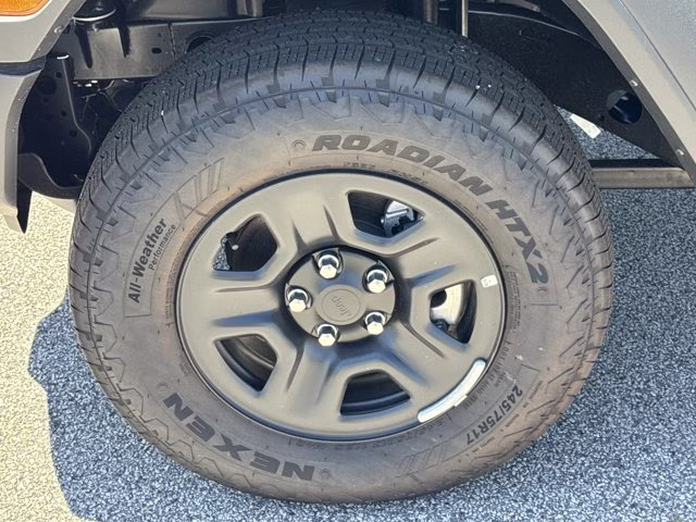 2026 Granite Crystal Metallic Clearcoat Jeep Wrangler Sport 4X4 Convertible