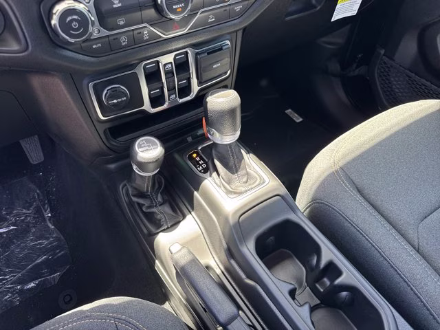 2026 Black Clearcoat Jeep Gladiator Sport 4X4 Truck