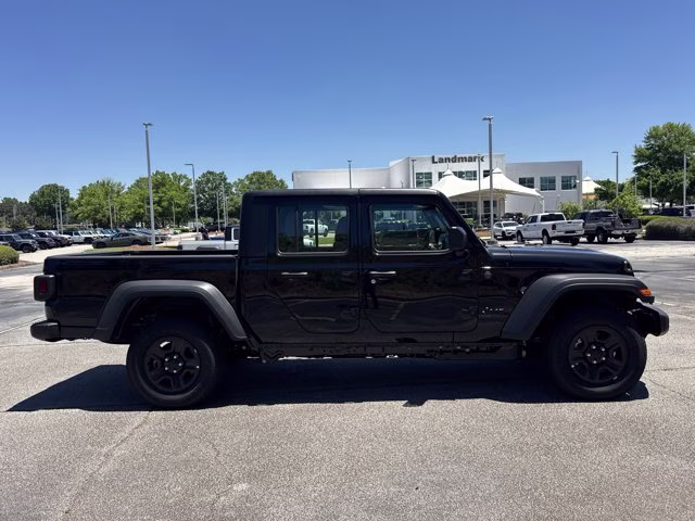 2026 Black Clearcoat Jeep Gladiator Sport 4X4 Truck