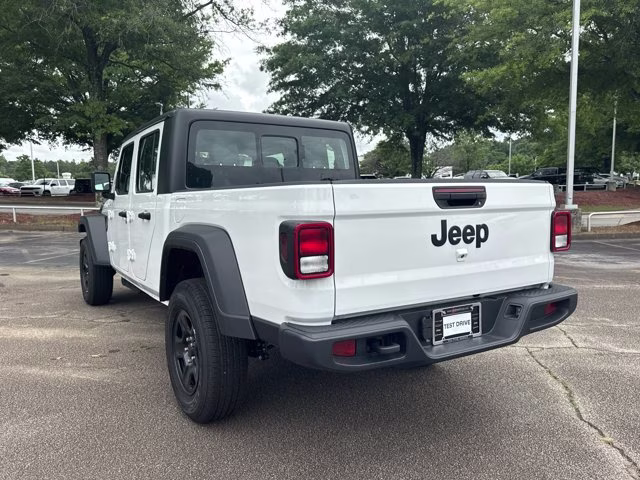 2026 Bright White Clearcoat Jeep Gladiator Sport 4X4 Truck