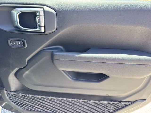 2026 Granite Crystal Metallic Clearcoat Jeep Wrangler Sport 4X4 Convertible