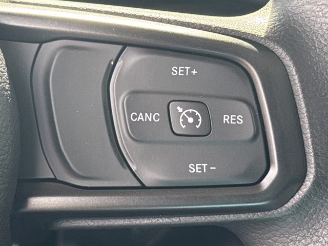 2026 Bright White Clearcoat Jeep Gladiator Sport 4X4 Truck