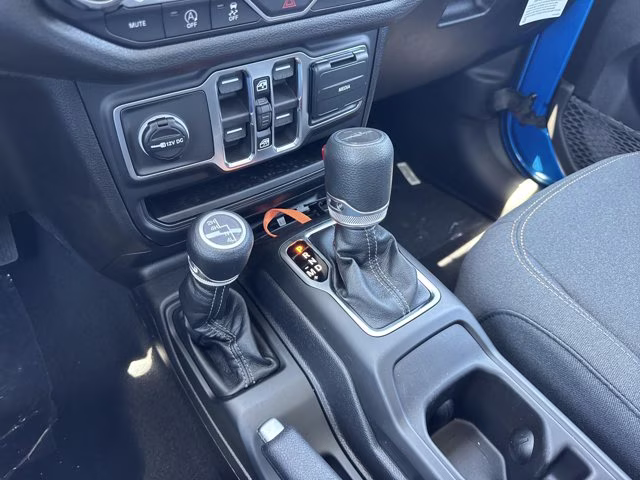 2026 Hydro Blue Pearlcoat Jeep Gladiator Sport 4X4 Truck