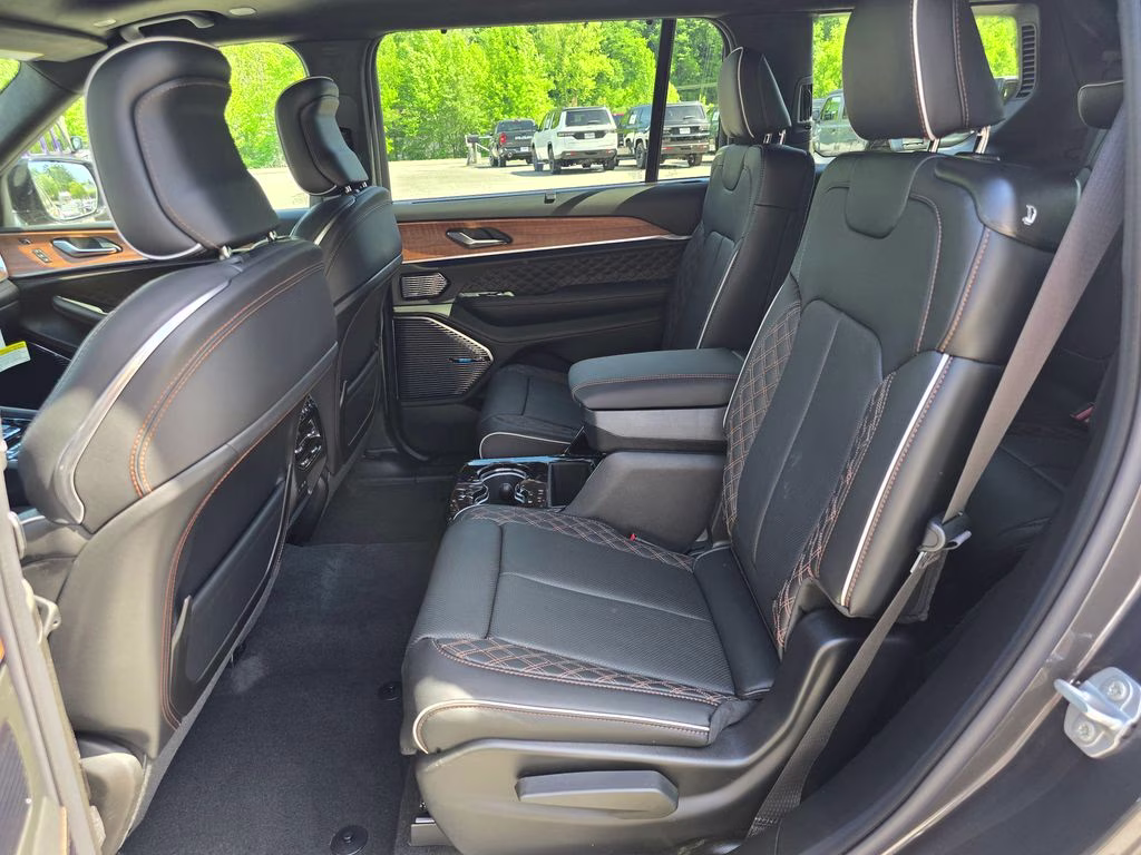 2026 Baltic Gray Metallic Clearcoat Jeep Grand Cherokee L Summit 4X4 SUV