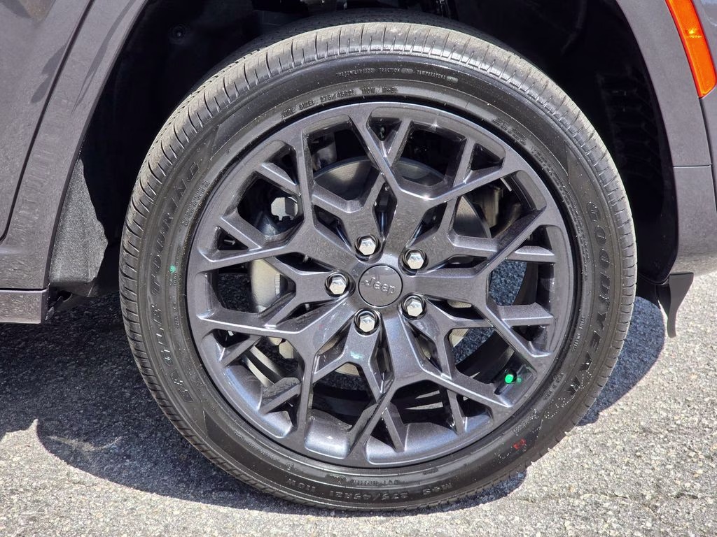 2026 Baltic Gray Metallic Clearcoat Jeep Grand Cherokee L Summit 4X4 SUV