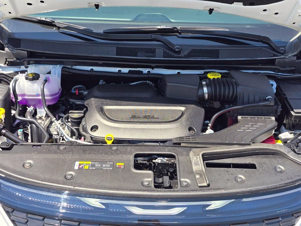 2027 Pw7 Chrysler Pacifica Select FWD Van