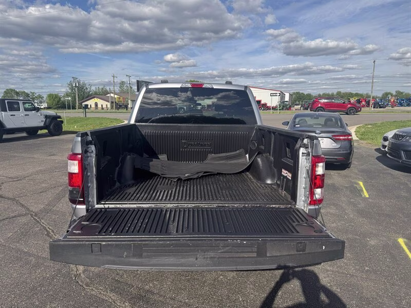 2023 Iconic Silver Ford F-150 XL 4X4 Truck
