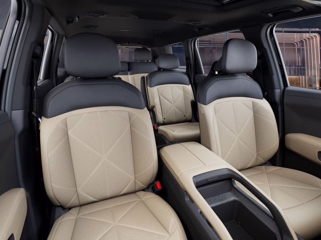 2027 Ebony Black Kia Telluride Hybrid EX AWD SUV