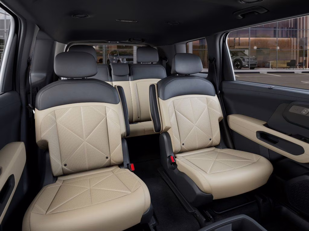 2027 Ebony Black Kia Telluride Hybrid EX AWD SUV