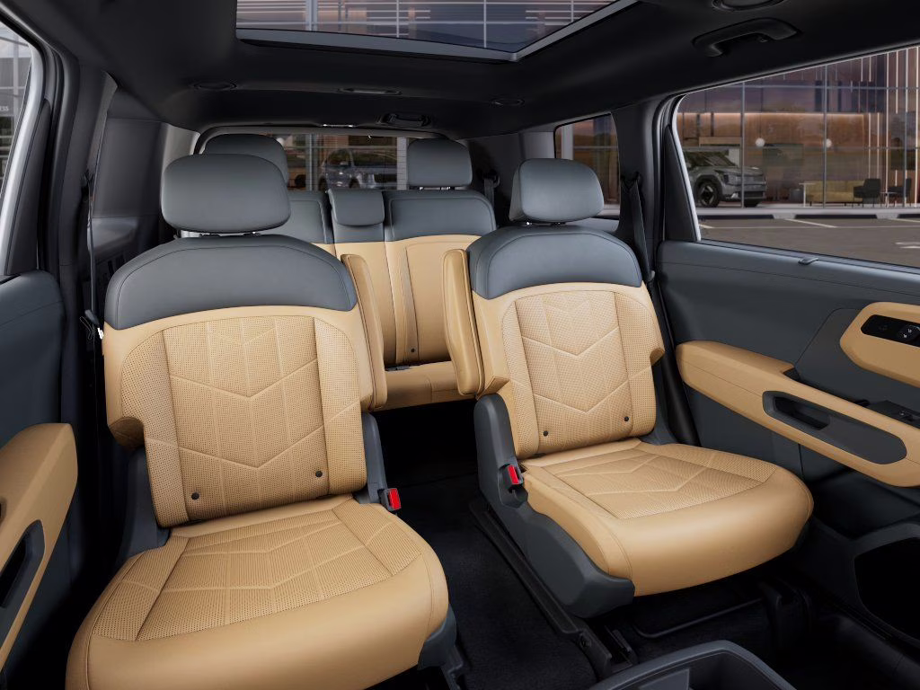 2027 White Pearl Kia Telluride Hybrid X-Line SX AWD SUV