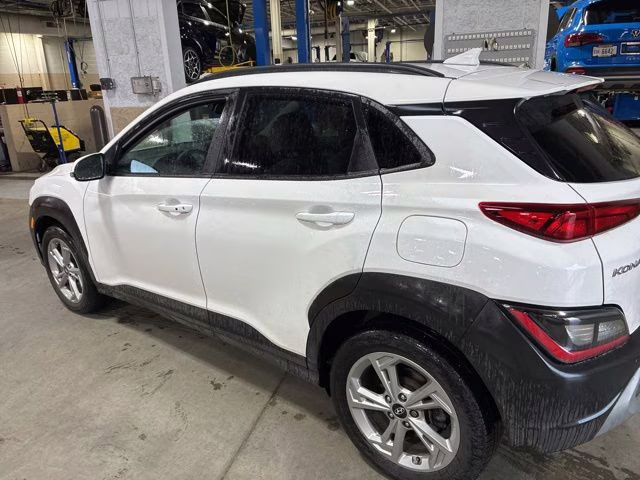 2023 White Hyundai Kona SEL AWD SUV