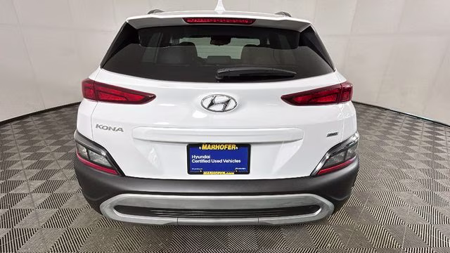 2023 White Hyundai Kona SEL AWD SUV