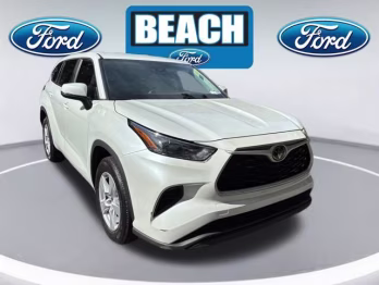 2023 Wind Chill Pearl Toyota Highlander L FWD SUV