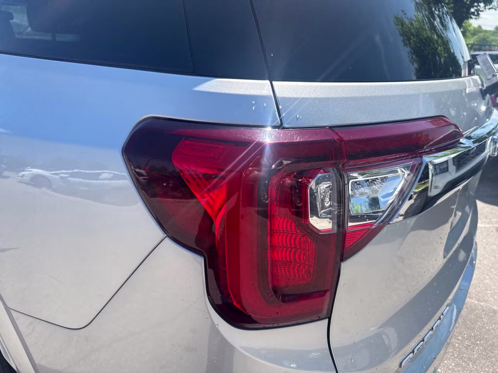 2020 Quicksilver Metallic GMC Acadia Denali AWD SUV