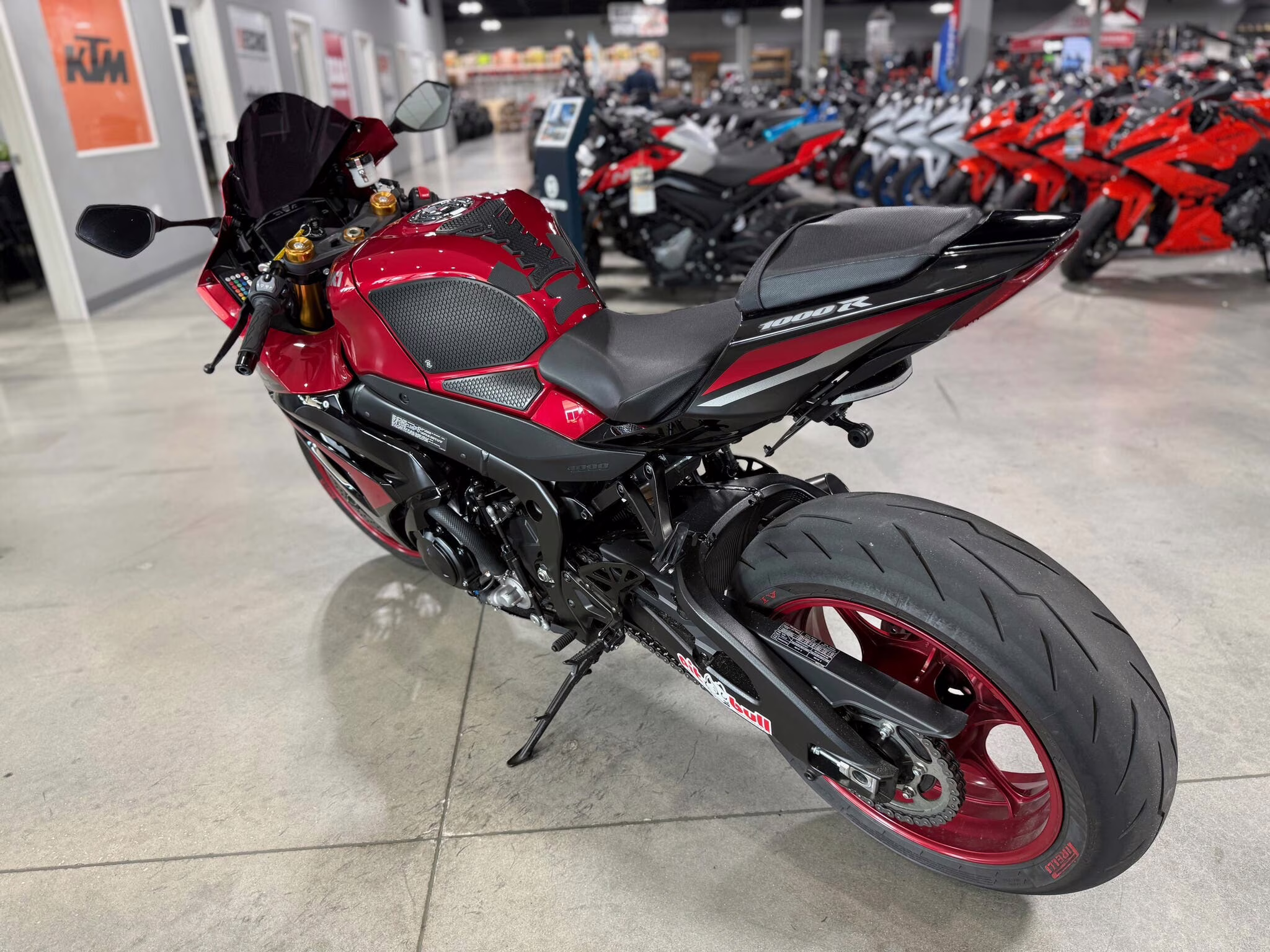 2025 Suzuki GSX-R 1000 Motorcycle