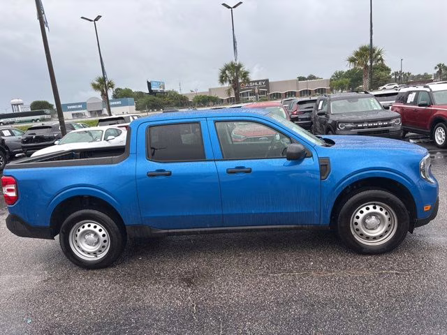 2025 Blue Ford Maverick XL AWD Truck