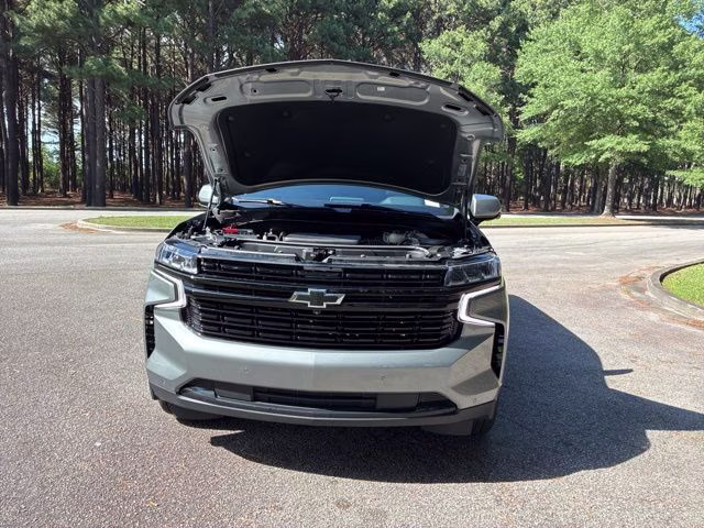 2023 Sterling Gray Metallic Chevrolet Suburban RST 4X4 SUV