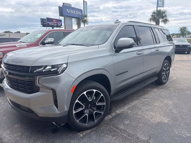 2023 Sterling Gray Metallic Chevrolet Suburban RST 4X4 SUV