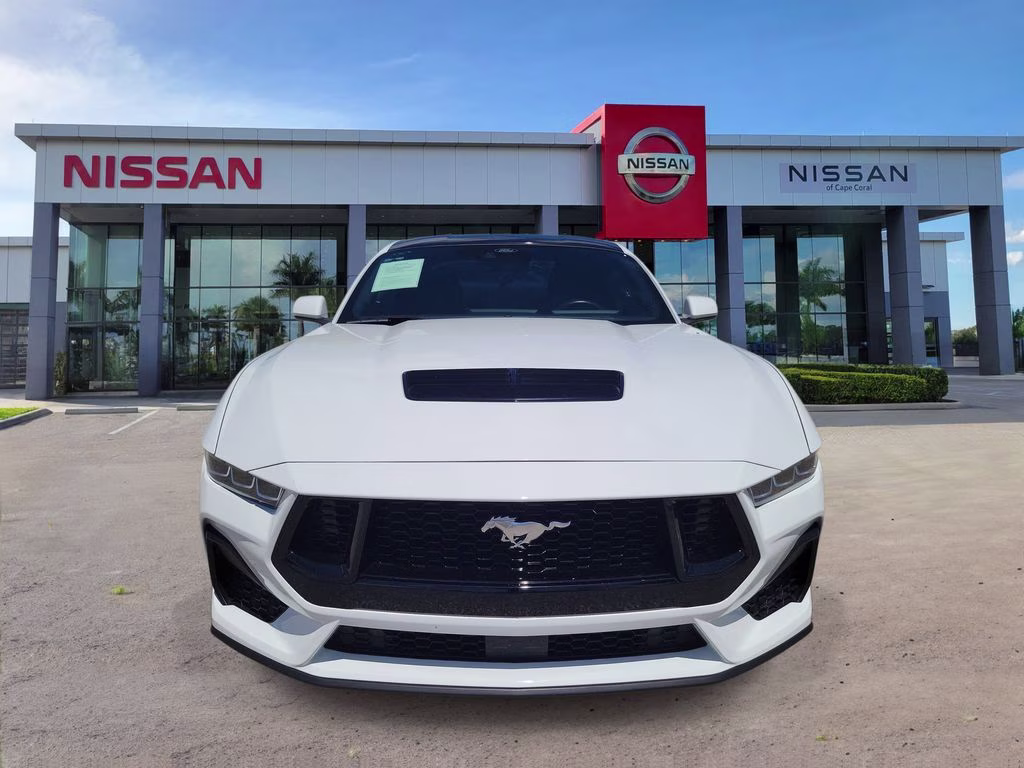 2024 Oxford White Ford Mustang GT RWD Coupe