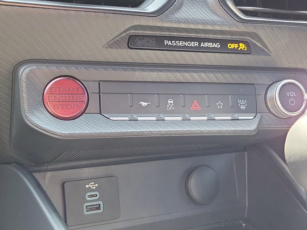 2024 Oxford White Ford Mustang GT RWD Coupe