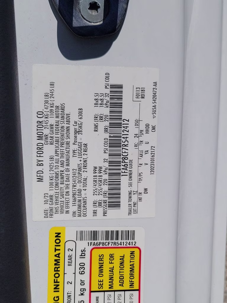 2024 Oxford White Ford Mustang GT RWD Coupe