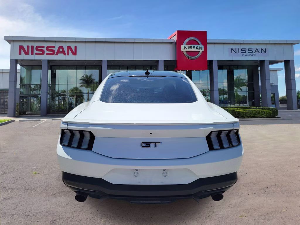 2024 Oxford White Ford Mustang GT RWD Coupe