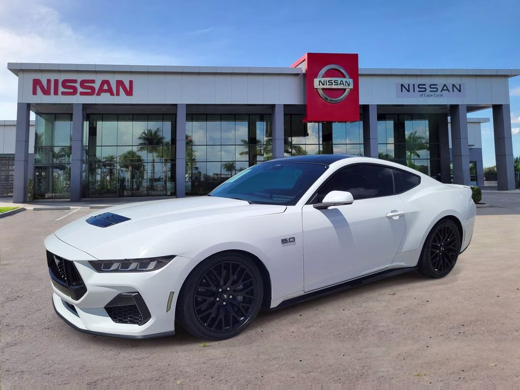 2024 Oxford White Ford Mustang GT RWD Coupe