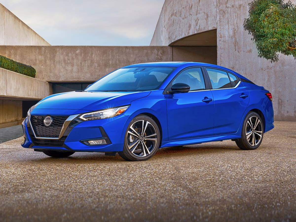 2022 Gun Metallic Nissan Sentra SV FWD Sedan