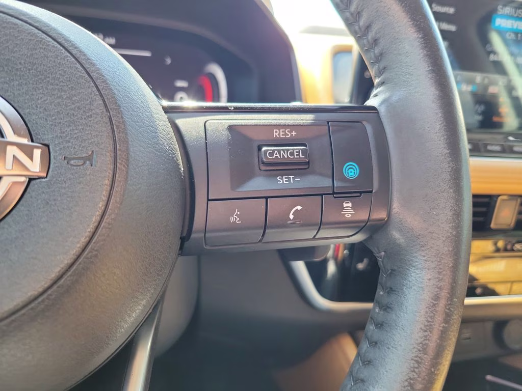 2023 Pearl White Tricoat Nissan Rogue Platinum AWD SUV