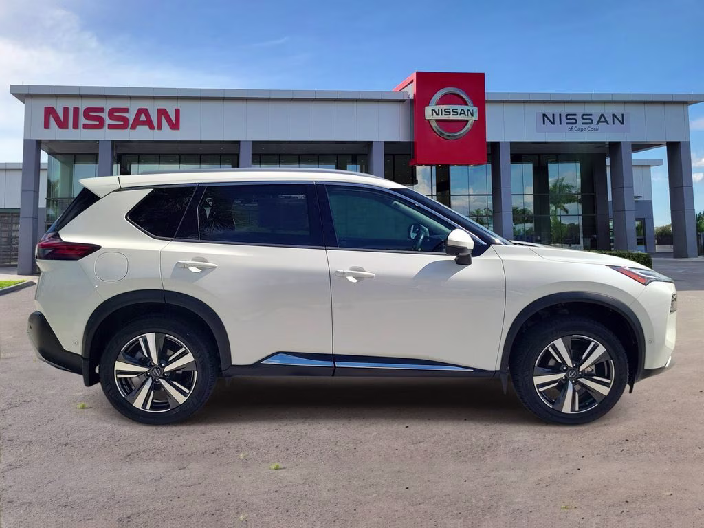 2023 Pearl White Tricoat Nissan Rogue Platinum AWD SUV